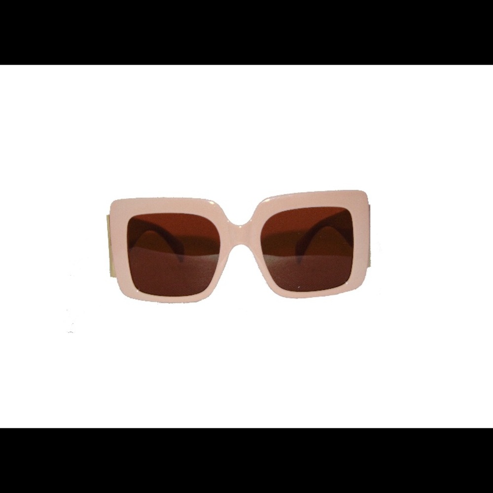 Hip To Be Square-Nude